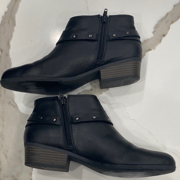 Clarks Black Leather Studded Strap Ankle Booties - Picture 4 of 7